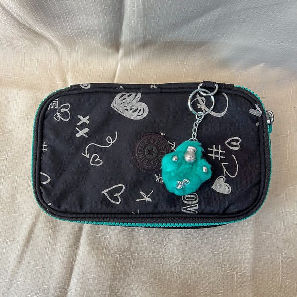 Kipling 50 Pens Case in Girl Doodle print Pencil or Cosmetic Case NWOT - Picture 2 of 8